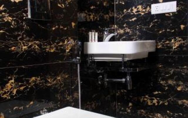 Hotel Goodluck international