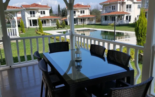Palace Kirkpinar