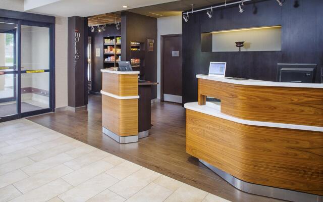 Courtyard by Marriott Richmond Airport