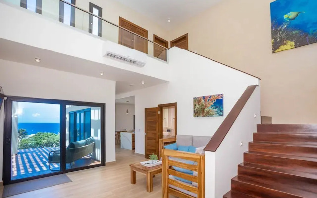 West Bay Breeze 3 Bedroom Home by RedAwning