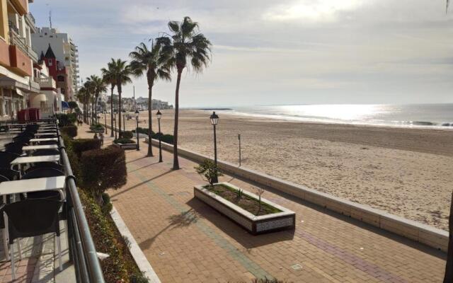 VALDECARRETAS Apartamento Rota cerca de playa