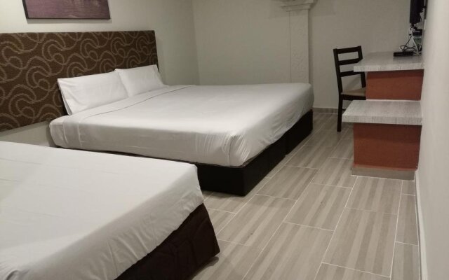 Station Budget Hotel Batu Ferringhi