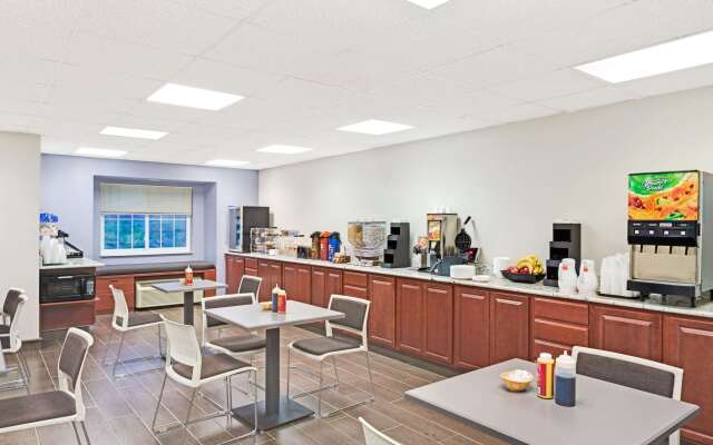 Microtel Inn & Suites by Wyndham Urbandale/Des Moines