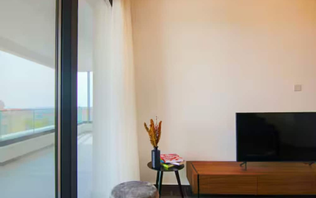 131 LIM 201 - Stay Anna Residence Sea View Apar