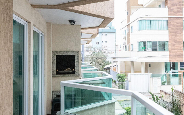 2 Quartos a 80 metros do mar.