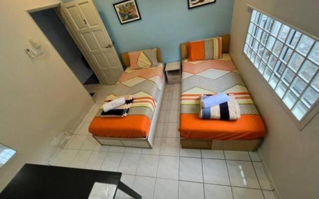Jiaxin Homestay Putri Wangsa