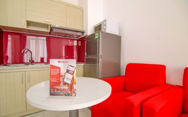 Reddoorz Near Quan Khu 7 Stadium