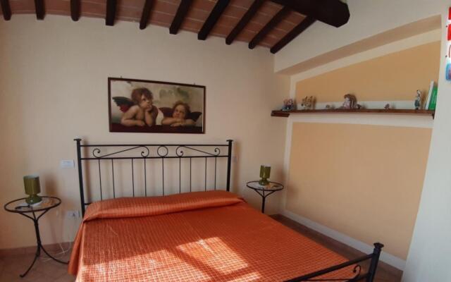 Cozy Farmhouse Near Montalcino-il Bosco