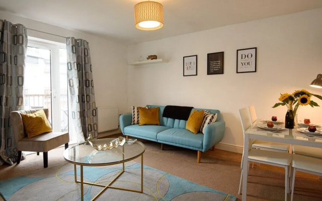 Karah Suites- Longhorn Avenue
