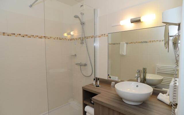 Logis Hôtel Le Parc de Geoffroy