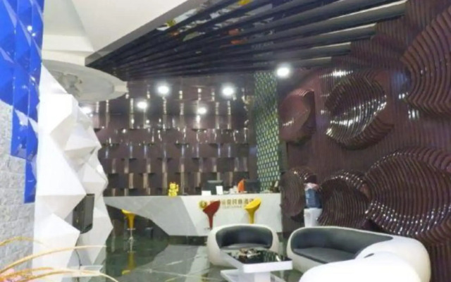 Huangchao Luoqi Fashion Hotel
