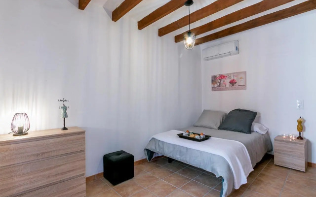 Town House Cas Decu