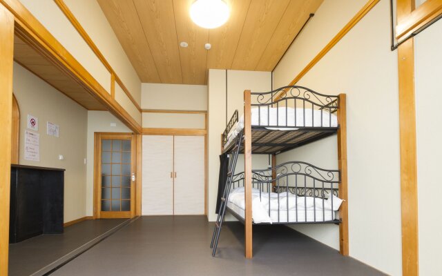 Guest House Umikaji - Hostel