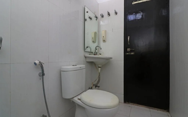 Hotel The Taj by OYO Rooms
