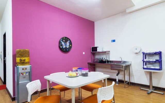CX Hostel Legian Kelod