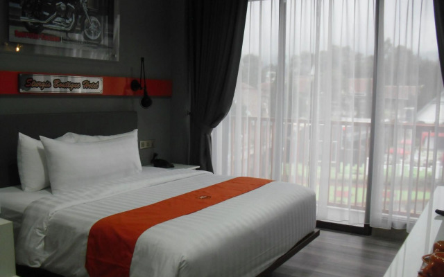 Sturgis Boutique Hotel Cipanas