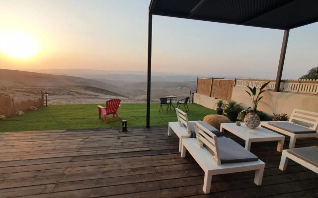 Sun, Mountain & Adventure - Boutique