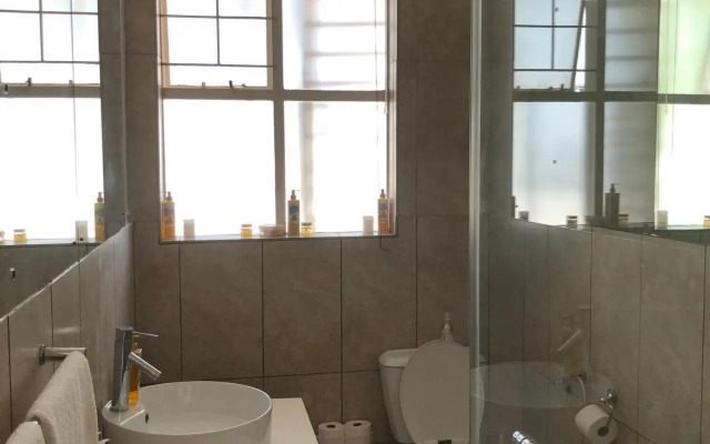 Sandton Luxury Living at 102 Kambula