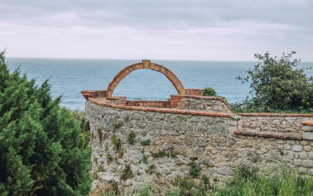 Hotel Mar Comillas by MIJ