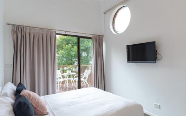 Byron Bay Accom Unit 4 63 Shirley Street, Byron Bay- Mango Tree – Guest Rooms – Byron Bay