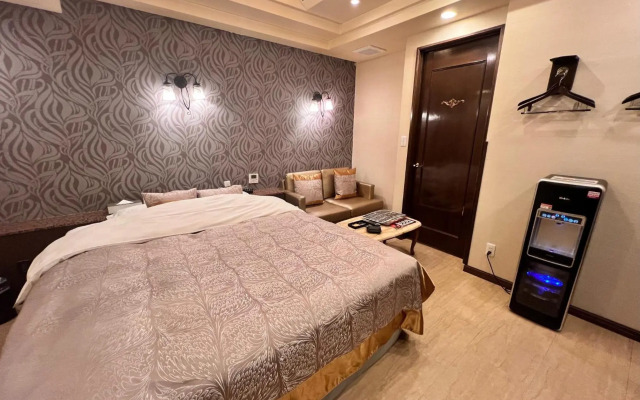 Hotel Crystal Gate Nagoya (Adult Only)