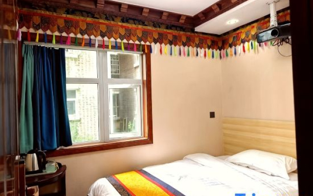 Kangding Mingchuang Homestay