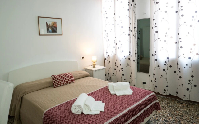 Backpackers House Venice - Hostel
