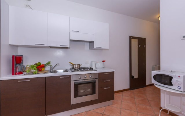 Fontana Del Lago Apt. 12