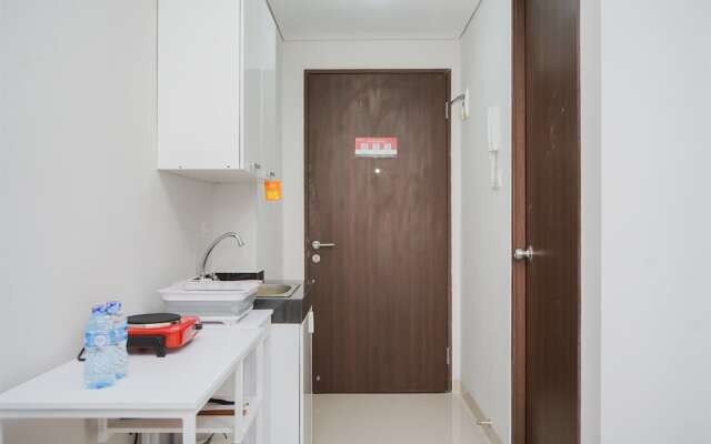 Homey And Simply Studio At Transpark Bintaro Apartment