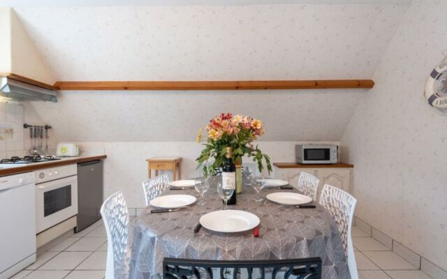 Holiday Home Côte des îles - PRB408