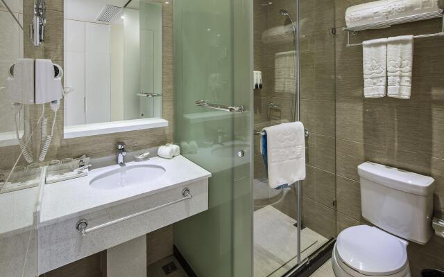 Starway Hotel at Pudong