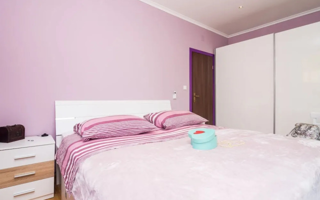 Villa Nives - Three-bedroom Villa With Terrace and Sea View