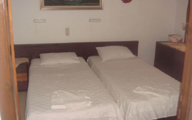 Marylin Apartments Corfu