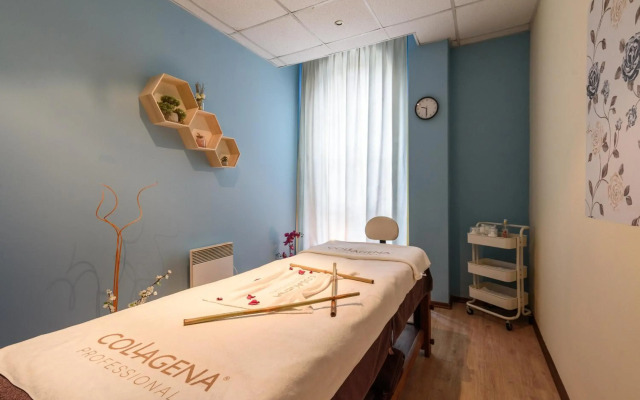 Grand Royale Apartment Complex & Spa