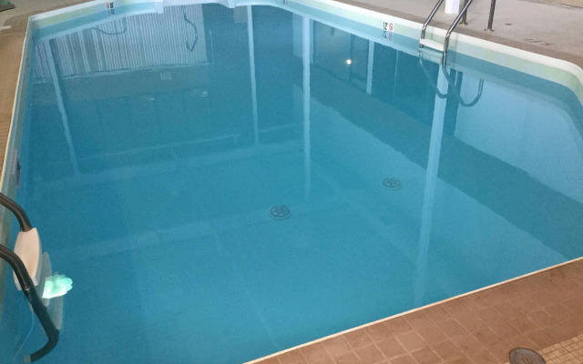 Super 8 by Wyndham Spruce Grove