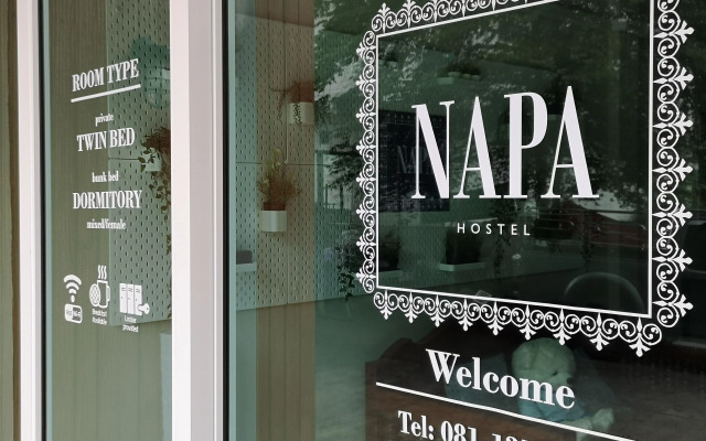 Napa Hostel Samrong Station