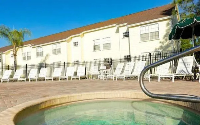 Laguna Bay by Ellis Exclusive Villas