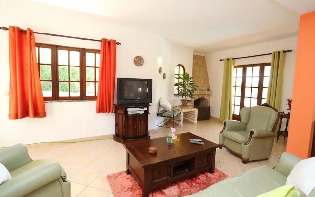 2 Br Condo Near Beach Sleeps 5 - Ava 1125