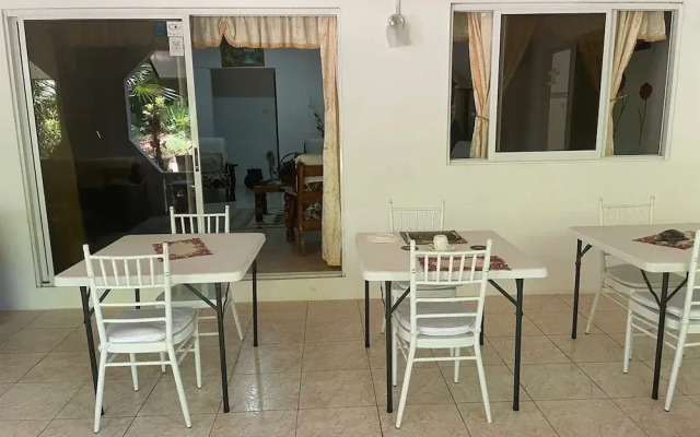 Jeanny's Self Catering Apartments