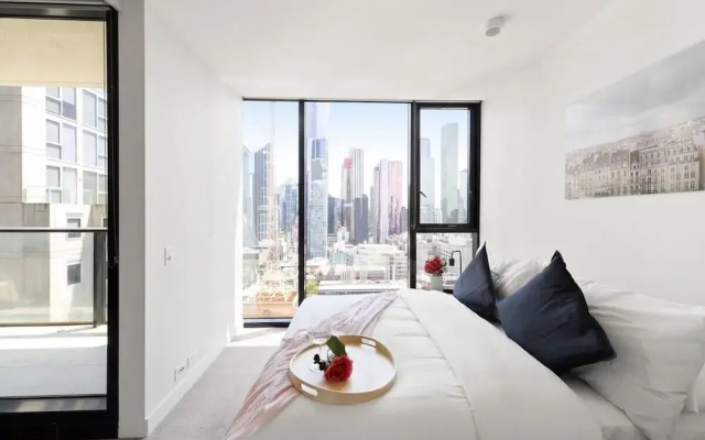 A Comfy 2BR Apt Near Melbourne Central, City Views