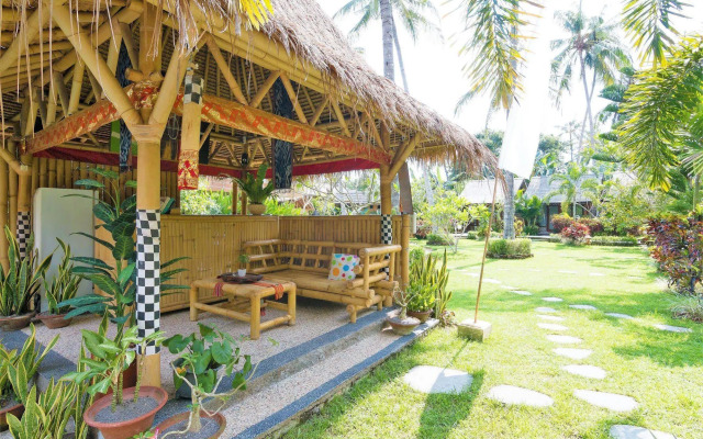 ZEN Rooms Lombok Raya Senggigi