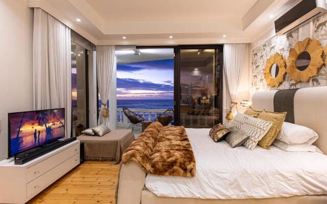 Clifton YOLO Spaces – Clifton Beachfront Apartments