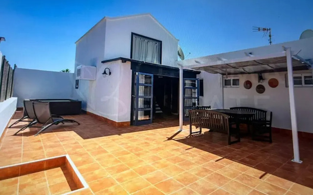 Beautiful Villa in Playa Blanca