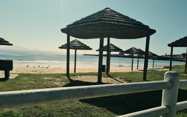 Point Village Accommodation - Santos 35