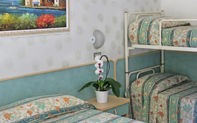 Hotel Flora