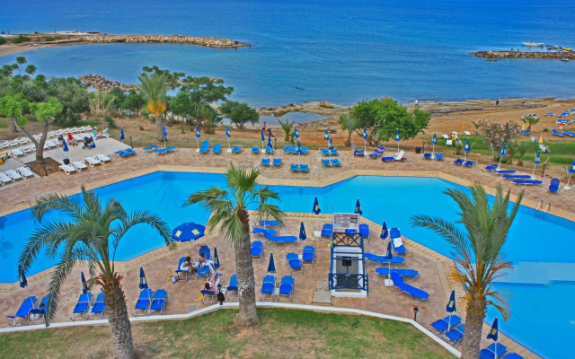 Myroandrou Beach Apartments