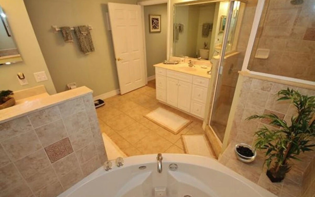 Oceanwalk 14-203 Apartment 3