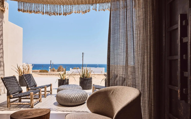 Serenity Suite Milos