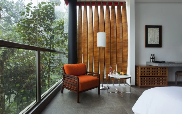Mashpi Lodge