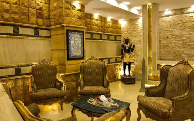 Sahara Pyramids Inn